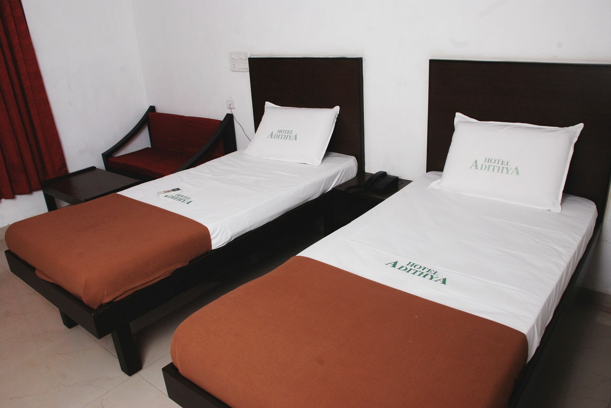 Hotel Adithya شيناي المظهر الخارجي الصورة